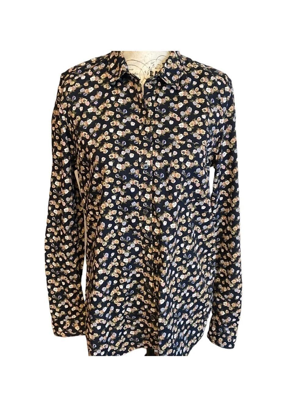 GAP Women’s Tall Button Down Shirt Fitted Boyfriend Navy Floral M